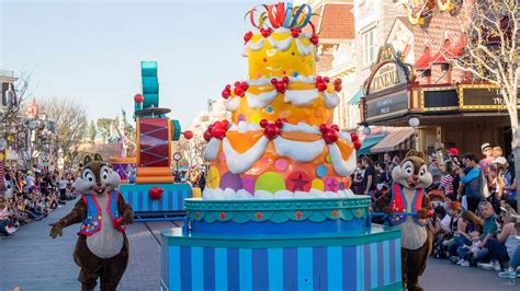 ‘Mickey’s Soundsational Parade’ at Disneyland Park - Small World Vacations