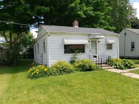 Sterling IL Single Family Homes For Sale - 74 Homes | Zillow