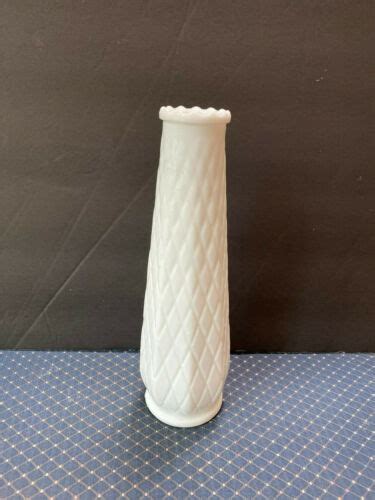 Vintage White Milk Glass E O Brody M Diamond Quilted Pattern Bud