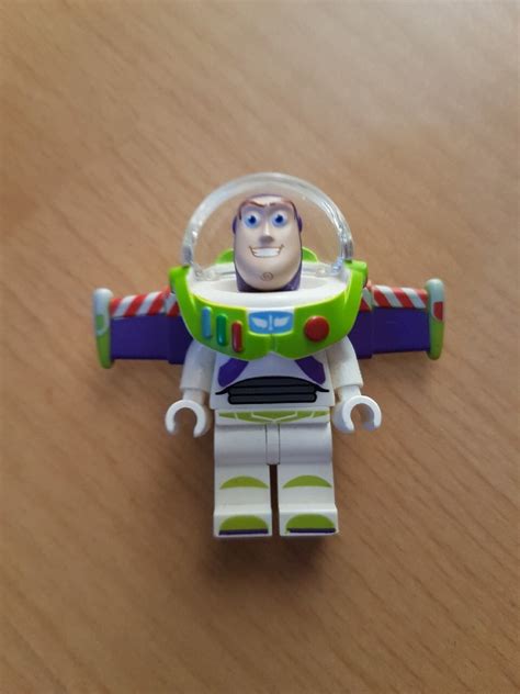 Lego Toy Story Buzz Astral Poznań Kup teraz na Allegro Lokalnie