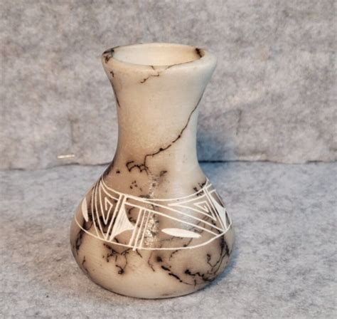 Handmade Horse Hair Native American Pottery Vase 3tall X 2 Wide