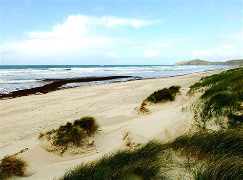 barra   island sitting   southern tip   outer hebrides