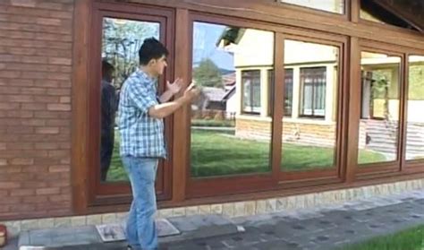 casacd foisor inchis cu geam