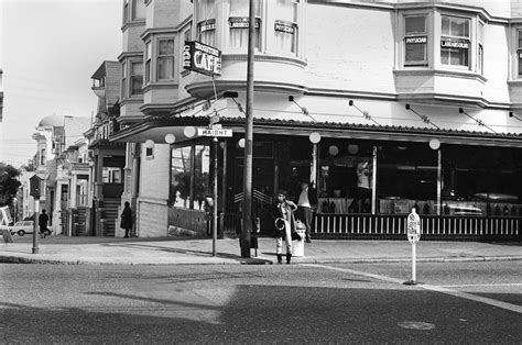 Vintage Shots Of 1960s Haight Ashbury