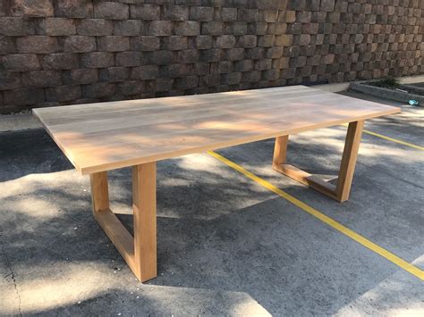 solid american oak dining table australian  ausfurniture