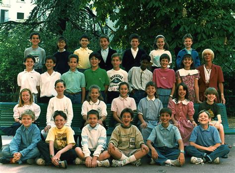 Photo De Classe CM2 89 90 Mixte A De 1989 ECOLE MADELEINE MICHELIS