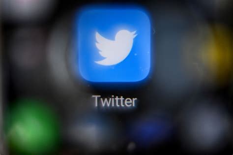 Twitter Ca Do Miles De Usuarios De Las Redes Sociales Informan