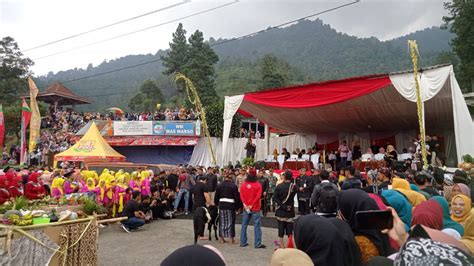 Tradisi Ruwat Bumi Di Kabupaten Tegal Laka Laka