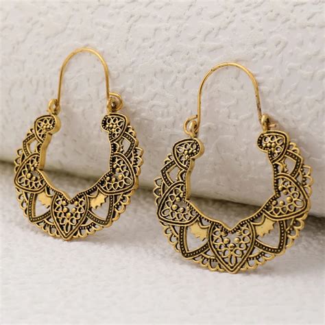 Docona Vintage Antique Silver Color Hollow Carving Drop Earrings For