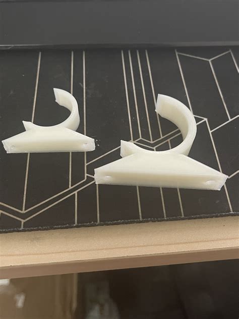 Stl File Lightsaber Wall Mount・3d Printing Template To Download・cults