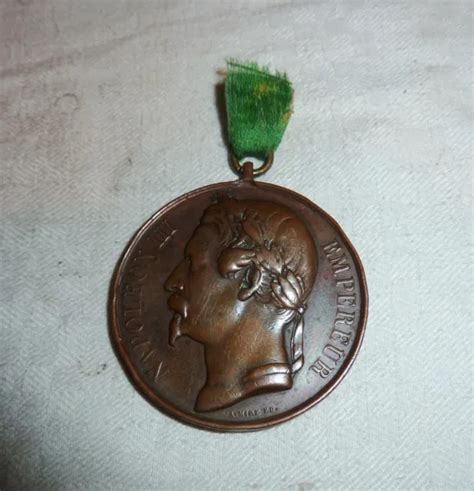 ANCIEN MÉDAILLE NAPOLÉON Iii Empereur Second Empire Honneur Hommage Aux