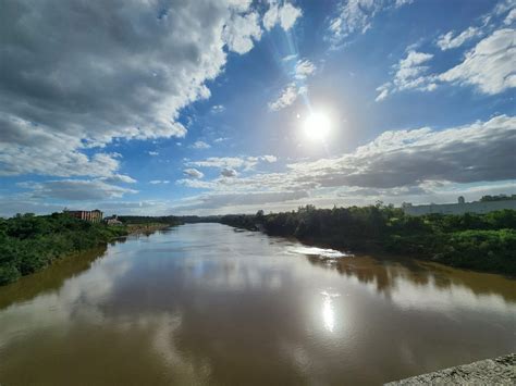 Semana terá sol entre nuvens e máximas acima de 30ºC