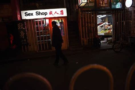 More And More Chinese People Are Having Pre Marital Sex Wsj