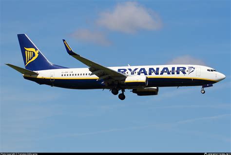 EI EMI Ryanair Boeing 737 8AS WL Photo By Francesco Della Santa ID