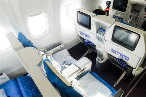 Review China Southern In Premium Economy Jfk To Guangzhou The Points Guy