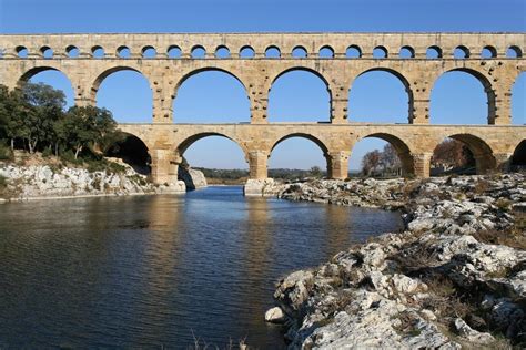 Top 10 Facts about the Pont du Gard - Discover Walks Blog