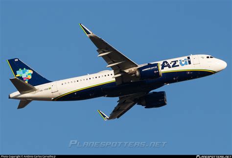 PR YRB Azul Linhas Aéreas Brasileiras Airbus A320 251N Photo by Antônio