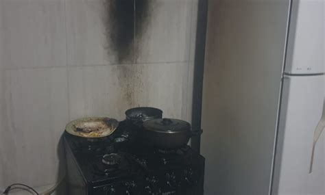 Sinop Mulher Dorme Ap S Deixar Alimentos Cozinhando Em Fog O E Causa