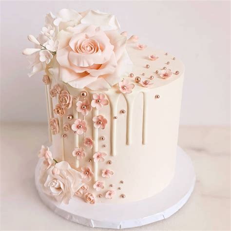 Rose Gold Cake Inspiration Too Pretty To Eat Bridal Shower 101 Rose