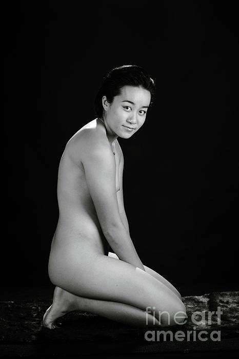 B And W Asian Vietnamese Nude Greeting Card By Kendree Miller