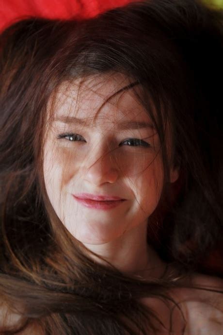 Emily Bloom Nude Pics XXX Galleries CoedCherry