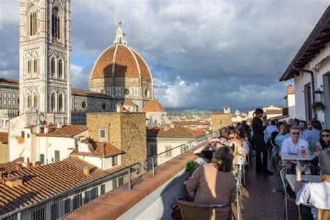 8 Best Rooftop Bars in Florence (RANKED!) – Earth Trekkers