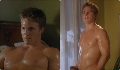 Stephen Amells Nude Gay Series Scenes Resurface NSFW GayBuzzer