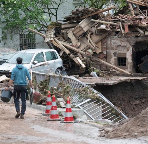 Hochwassersch Den Auf Zwei Milliarden Euro Gesch Tzt Welt