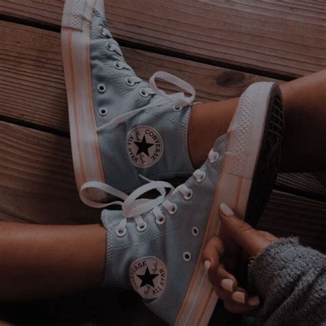 Pin By Venus🥀 On Aesthetic Šhœs Blue Converse Aesthetic Cute Shoes Blue Converse