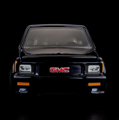 Hot Wheels Exclusive GMC Typhoon Sold Like Hot Cakes Autoevolution