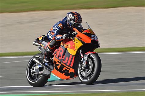 MotoGP Valence Test 2019 les réactions de Zarco et Quartararo Moto