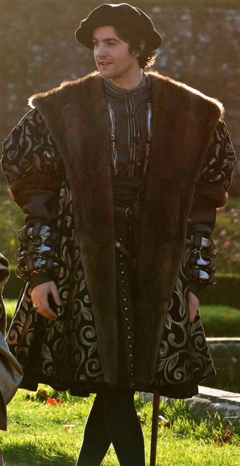 george boleyns black wardrobe   boleyn tudor costume