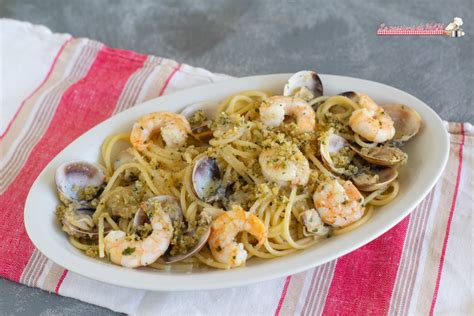 Pasta Vongole E Gamberi Con Mollica Croccante Le Passioni Di Mam