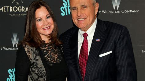 Report Giuliani Settles Long Divorce From His Third Wife Kveo Tv