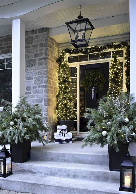 40 Popular Outdoor Decor Ideas For This Winter - HOMYHOMEE