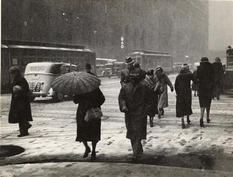 Vintage Photographs of Major New York City Snowstorms | Viewing NYC