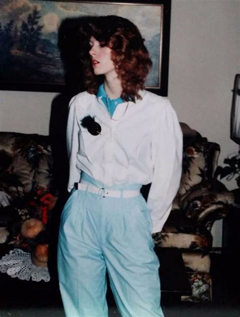 My Mom In The 1980s â These 50 Pictures Of 80s Beautiful Mothers Shared By Reddit Users Are