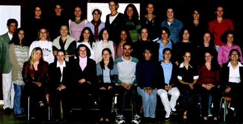 Photo De Classe Bts Tourisme Et Loisirs 2 De 2001 Lycée Saint Ivy