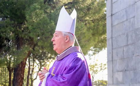 El Papa Acepta La Renuncia Del Obispo Ultraconservador Reig Pla El Correo