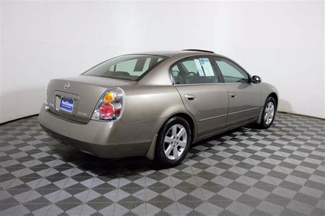 Pre Owned 2004 Nissan Altima SL AWD I4 FWD 4dr Car