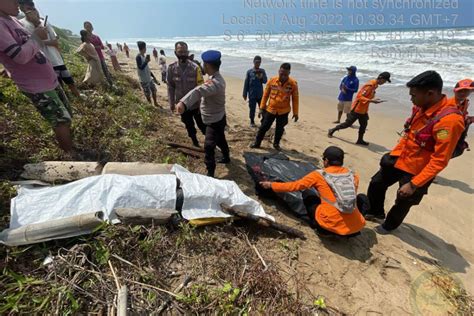 Tim Sar Gabungan Temukan Jasad Nakhoda Di Pulau Pamujaan Kota Serang