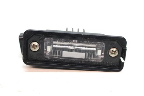 VW PASSAT B6 LAMPKA LED OŚWIETLENIE REJESTRACJI 3C5943021 3C5 943 021