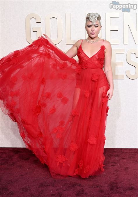 Florence Pugh Flashes Her Nude Tits At The St Golden Globe Awards