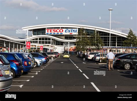 Car Park Tesco High Resolution Stock Photography And Images Alamy