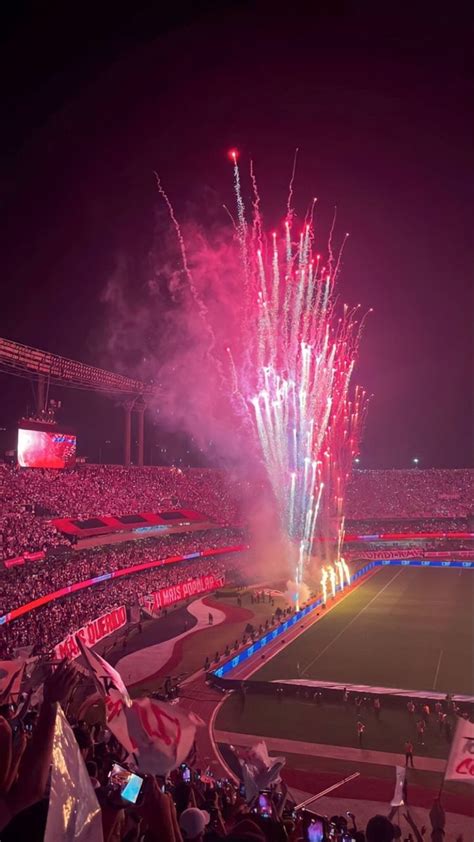 Pin De Mirella Rougier Em Meu S O Paulo Estadio Morumbi Imagens