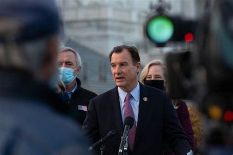 Tom Suozzi Sworn Into Congress, Shrinking GOP Majority | IBTimes