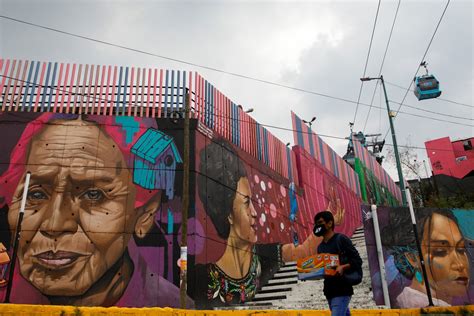 Hermoso Disfruta De Los Murales Pintados En Azoteas De Iztapalapa