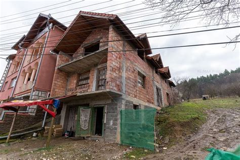 Casa Vila Cu 4 Camere De Vanzare Geoagiu Bai Jud Hunedoara Casa