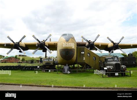 1950s British Heavy Transport Aircraft Hi Res Stock Photography And