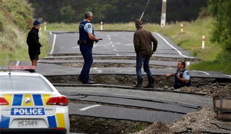 ‘utter Devastation’ After Powerful Earthquake Of 7 8 Magnitude Strikes Central New Zealand